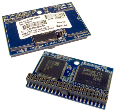 Apacer 4GB IDE DOM 44Pin 90d Jumperless 8C-4DD26-8256B 659066-001