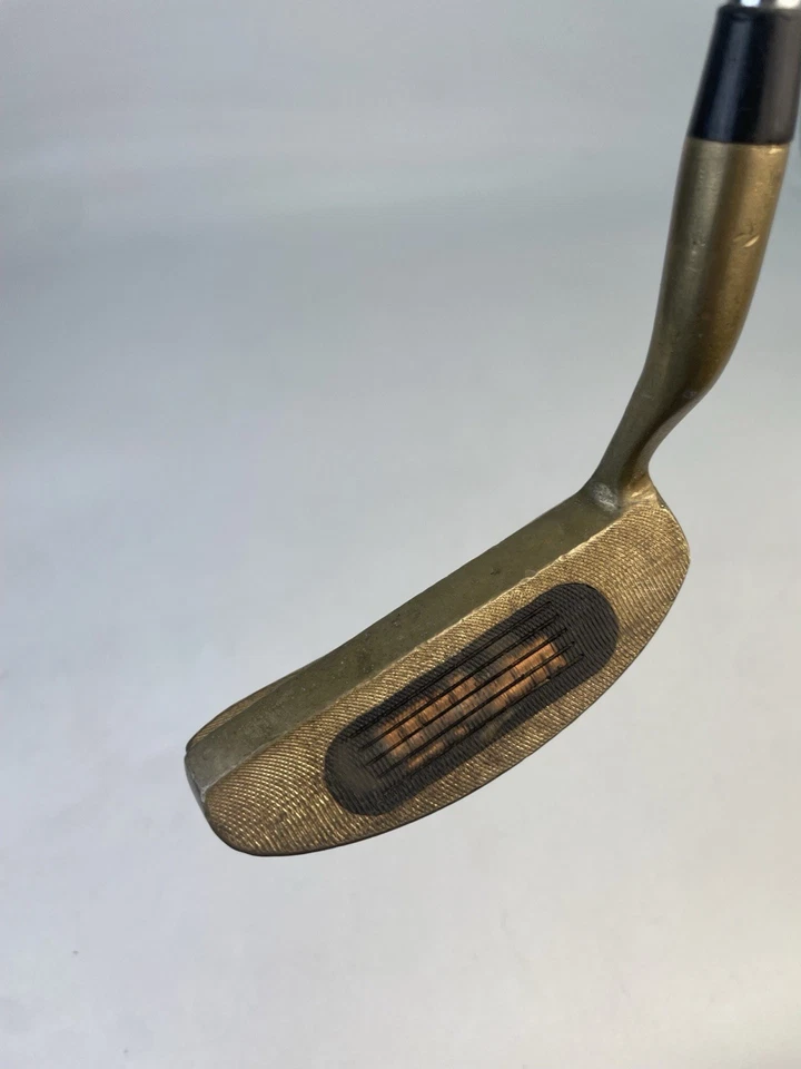 Wilson Brass Tech Golf Chipper RH Original Grip, True Temper Steel Shaft /9232 - Image 2 of 4