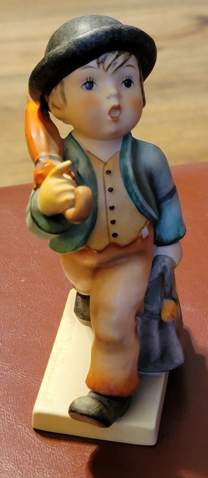 HUMMEL 7/0 MERRY WANDERER FIGURINE GOEBEL 6" WEST GERMANY