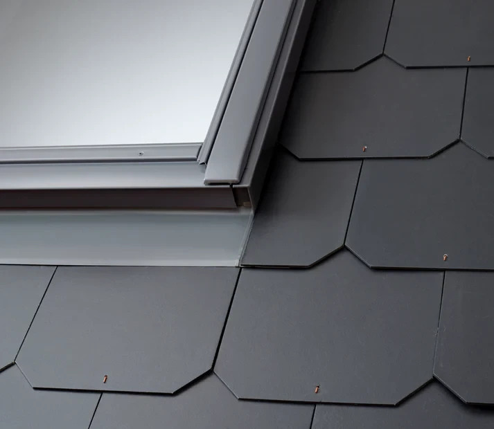 Velux Slate Flashing Kit 114 x 118 cm EDL Sk06 2000 + Insulation Collar BDX BFX