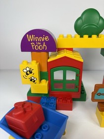LEGO Duplo 2987 Winnie The Pooh  Welcome To The Hundred Acre Wood 1999 Complete