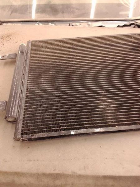 Condensador de CA compatible con 04-07 XJ8 255482 Foto 2 de 4