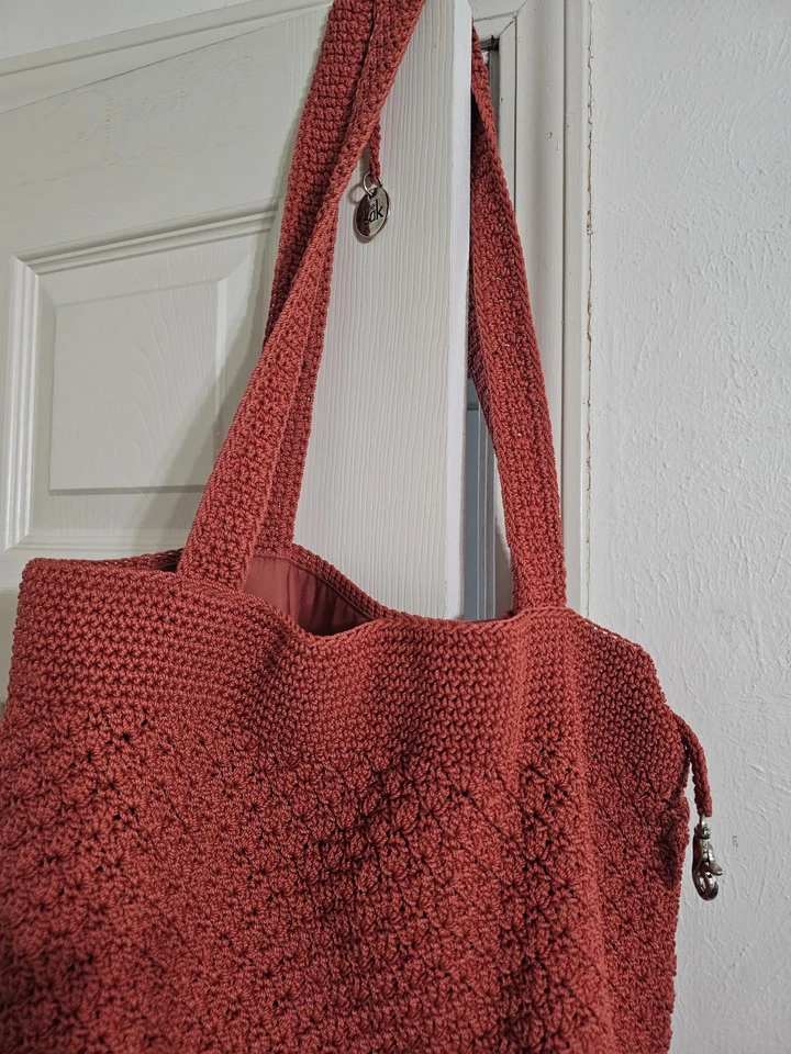 Bolso de hombro The Sak tejido a mano Foto 4 de 4