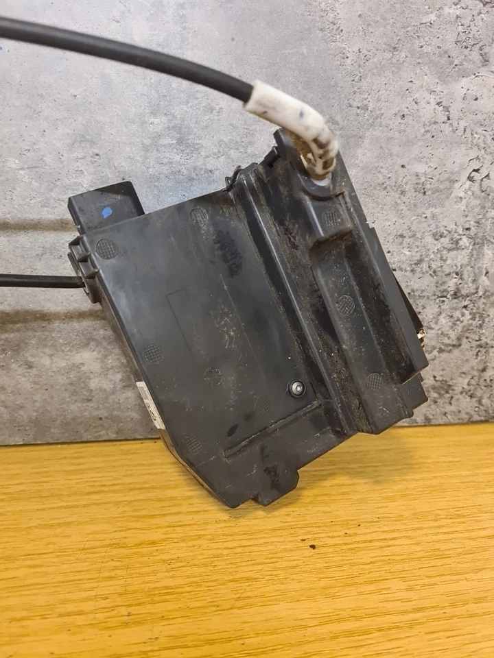 2018 PUEGEOT 308 MK2 1.6 HDI DRIVER SIDE REAR DOOR LOCK MECHANISM COMPLETE - Image 2 of 4