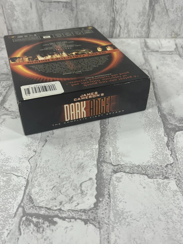 Dark Angel: The Complete Series (Seasons 1 & 2, DVD) Jessica Alba, James Cameron Foto 4 de 4