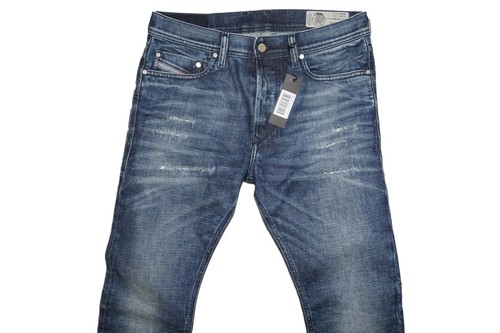 DIESEL TEPPHAR 084ZX SLIM CARROT JEANS 