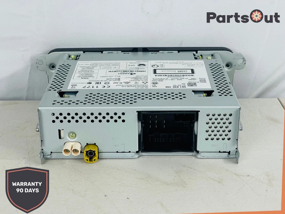 2018-2018 Volkswagen Jetta Am Fm Cd Player Radio Receiver OEM - Image 4 of 4