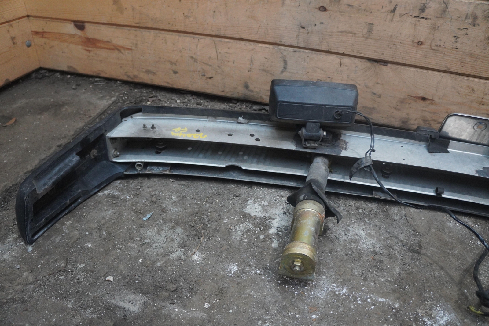 Front Bumper Cover Assembly OEM Bentley Mulsanne 1988