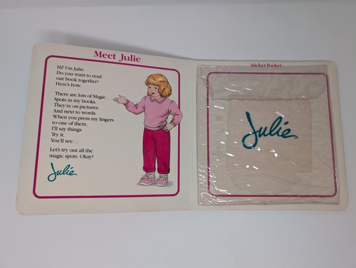 Vintage Meet Julie Interactive Doll Worlds Of Wonder Stickers Board Book 1987 - Foto 7 di 15