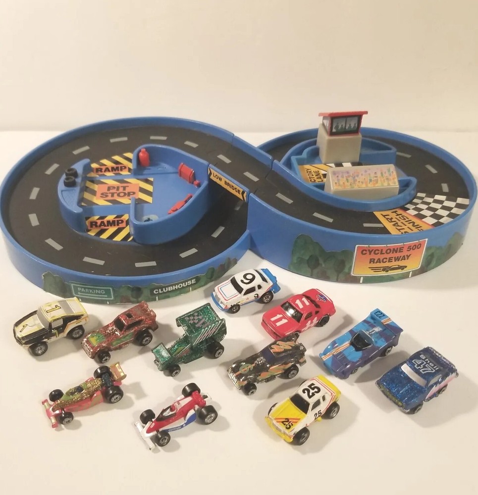 Micro Machines Galoob Superstars Cyclone 500 Raceway & 11 Race Cars Lot  (1991)