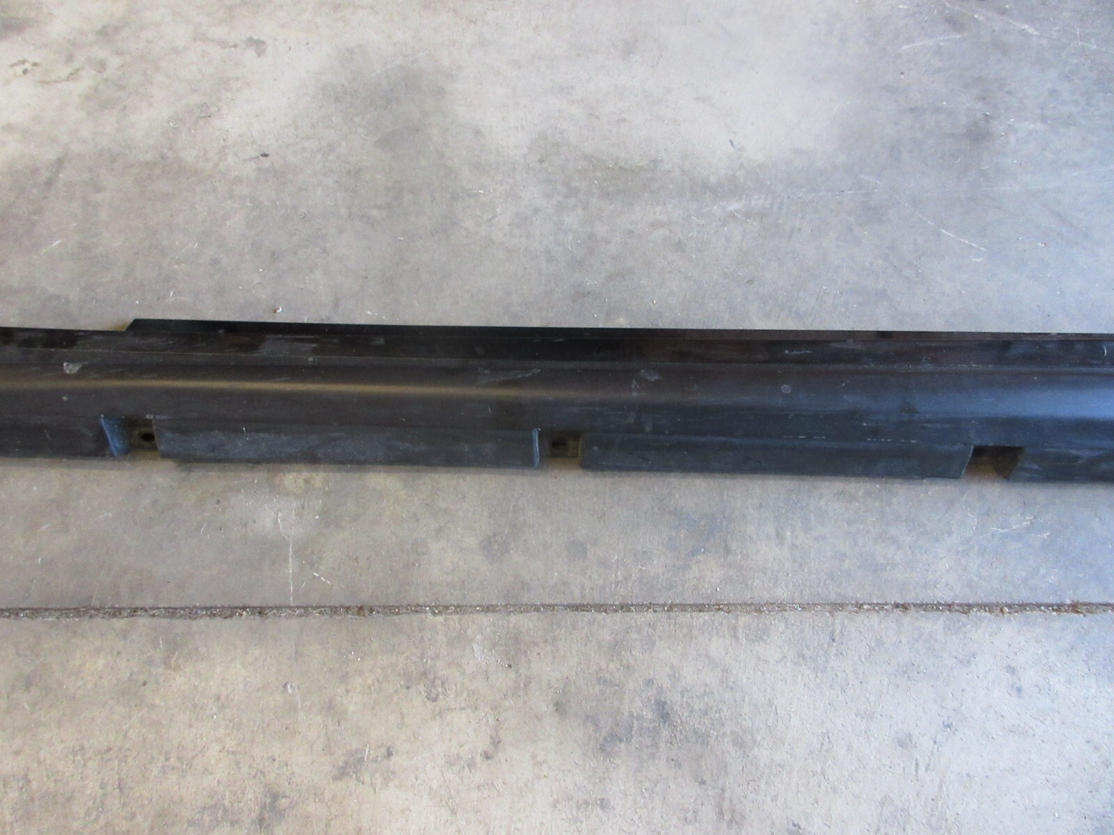 14-17 2017 Maserati Ghibli 6700288140 LEFT ROCKER PANEL SIDE SKIRT BLACK