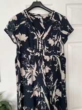 Navy and Cream Knee Length Rocha John Rocha Short Sleeved Dres Size 12
