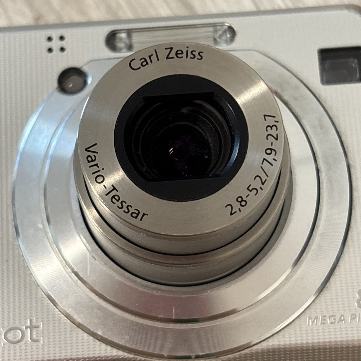 Sony Cyber-shot DSC-W 100 8.1 MP Digital Camera Silver (camera