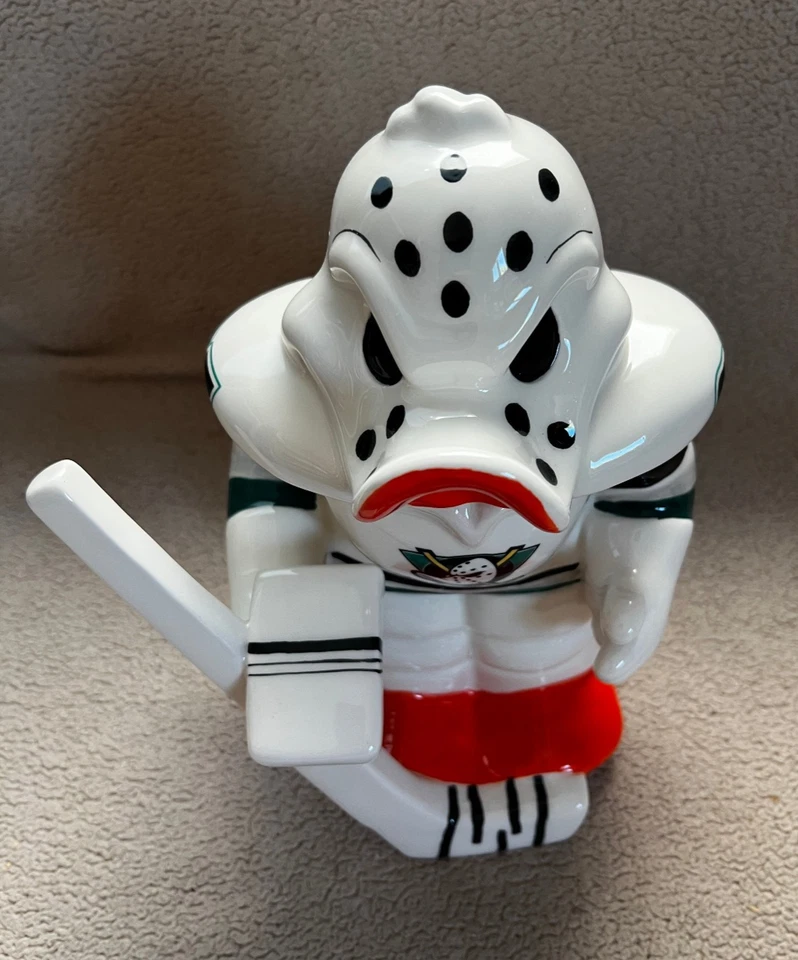 Tarro de galletas Anaheim Mighty Ducks Wild Wing Goalie temporada inaugural 1993 NHL Foto 2 de 4