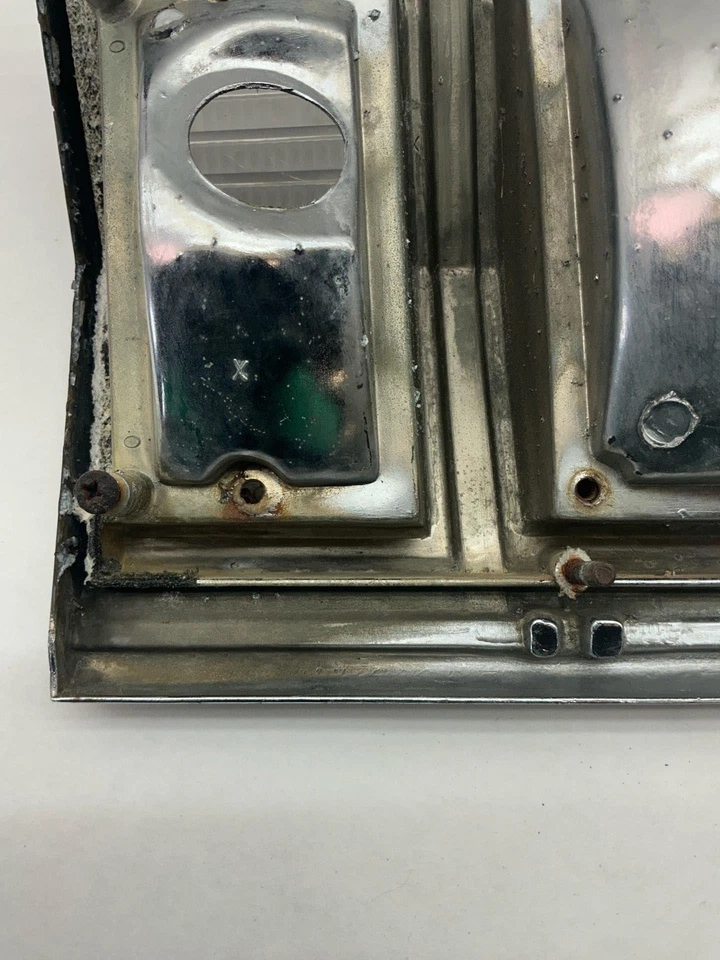 66 lanternas traseiras direita e esquerda Plymouth Sport Fury - Imagem 3 de 4