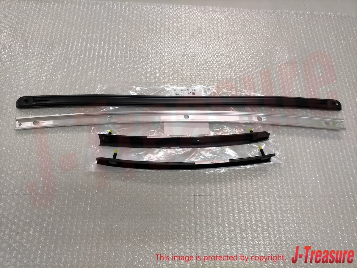 TOYOTA SUPRA JZA80 Genuine Front Bumper Retainer Upper Center