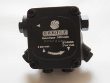 1PCS New Suntec AN77A7255 AN77A 7255-2 Oil Pump Free Ship