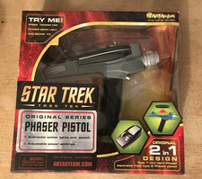 Art Asylum Star Trek TOS used phaser  with or...