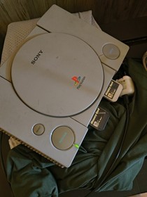 Sony PlayStation PS1 SCPH-1001 Bundle Chrono Cross FFIX DualShock + Memory Cards