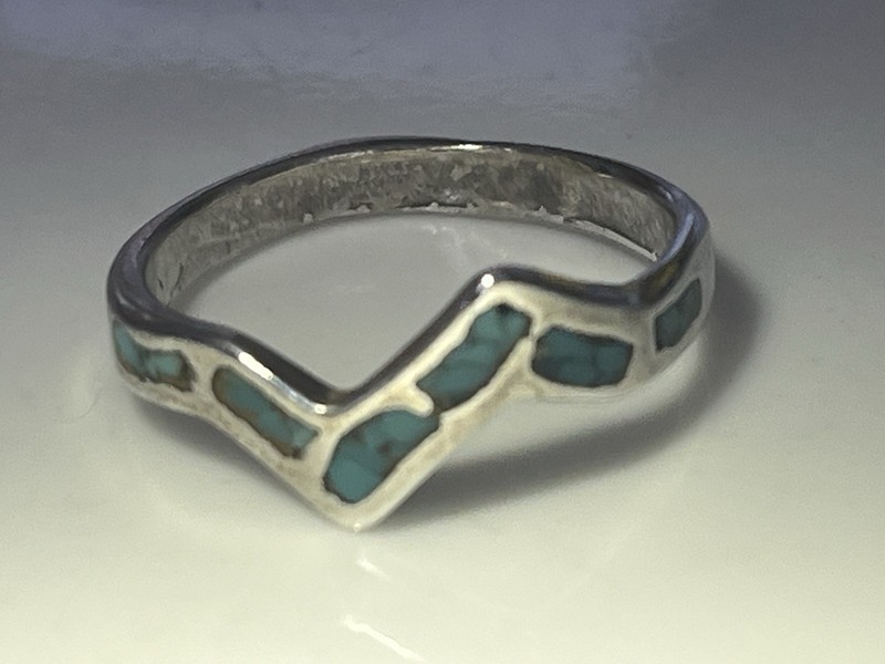 VTG Sterling Silver PROTECTION NAVAJO 4mm Turquoise Inlay Band Ring Size 6.5 2g