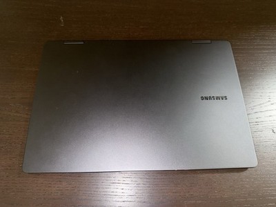 Samsung Galaxy book 2 360 Touchscreen 2-in-1 Windows 11 i7 SSD Gray with S-Pen
