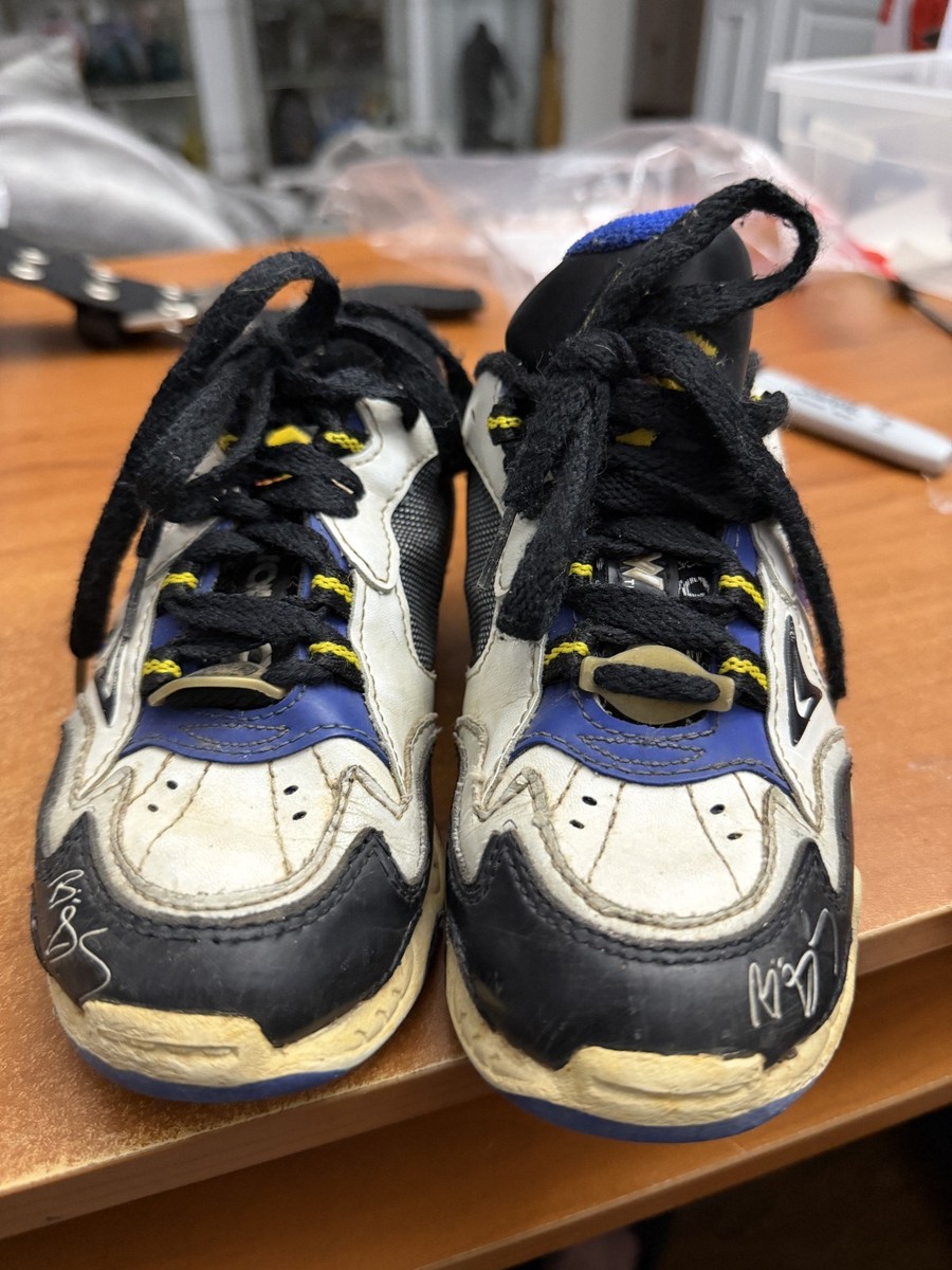 Rare 1999 Kidnation Bill Goldberg Youth Size 11 Shoes WCW Wrestling View 2