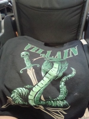 CAFFEINE AND CURSES VILLIAN MED NEW, GREEN AND BLACK. Size MEDIUM SWEATSHIRT...