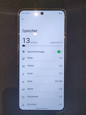 GrapheneOS 6,2'' 120Hz 5G Smartphone degoogled Pixel8 schwarz mit 8GB RAM + 256GB