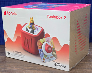 Tonies Toniebox 2 - Winnie the Pooh Play Set - Sunset Red