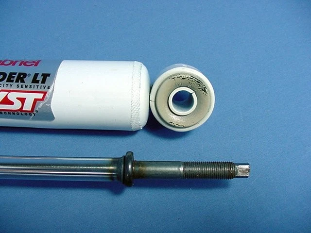 2 Amortiguadores de gas delanteros Gabriel G63902 para camioneta Nissan 720 80-86 72-79 620 Foto 3 de 3