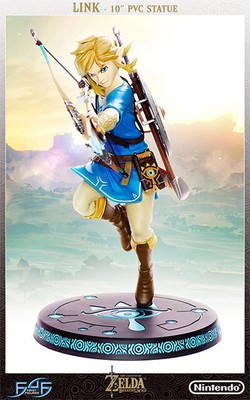 First 4 Figures The Legend of Zelda Breath of the Wild Link PVC Light Up Statue