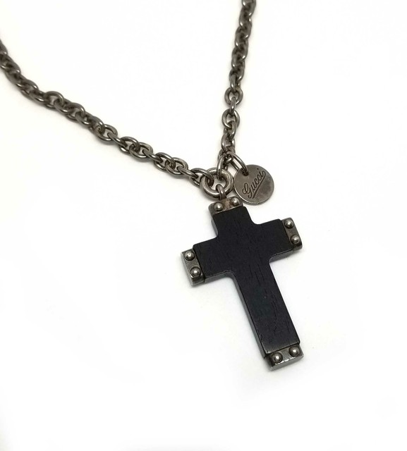 cross necklace gucci