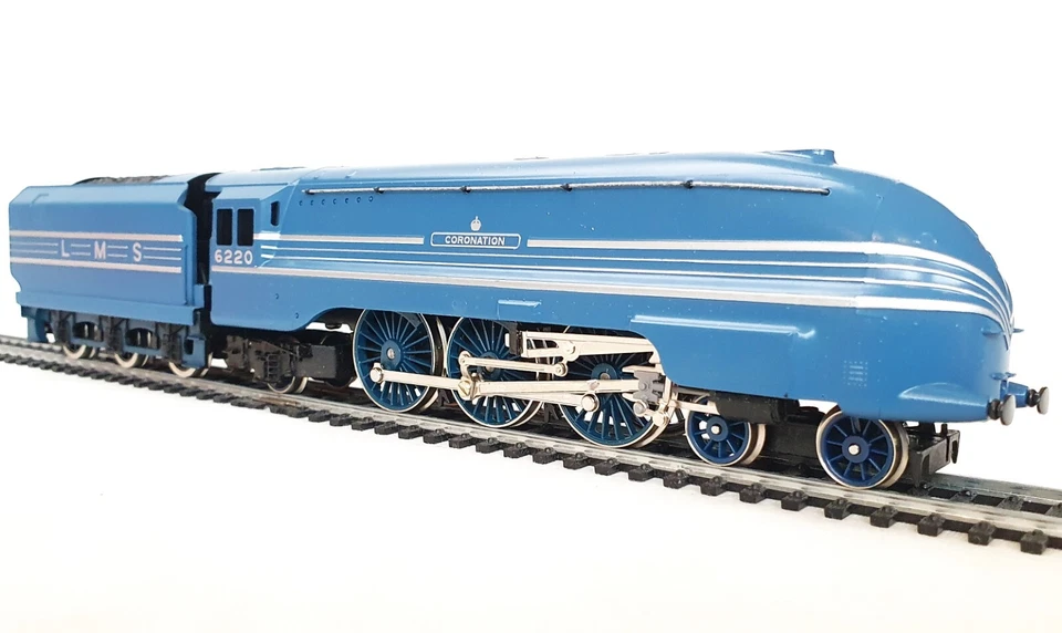 Hornby OO HO British LMS Class 7P "CORONATION" Streamline Steam Locomotive MIB! - Image 4 of 4