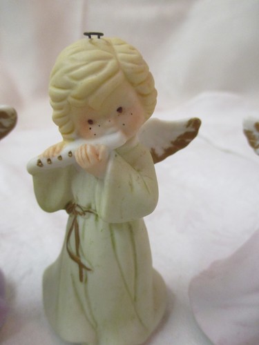 Vintage 6 porcelain miniature Angel Ornaments Playing Musical Instruments - Picture 4 of 8