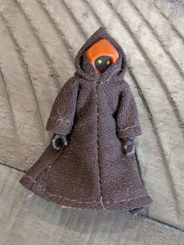 Jawa Star Wars 1977 Vintage Kenner Action Figure with Cloak/Coat