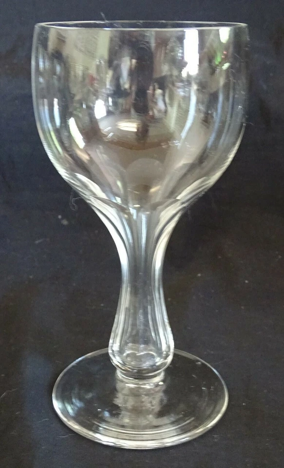 Morgantown USA Set of 12 Champagnes - Hollow Stems,Cut Glass,Blank 7711 - Image 2 of 4