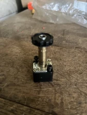 2 Parker Schrader Bellows 0049