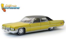 CADILLAC Sedan DeVille - Lowrider - 1971 - gold - Greenlight 1:64