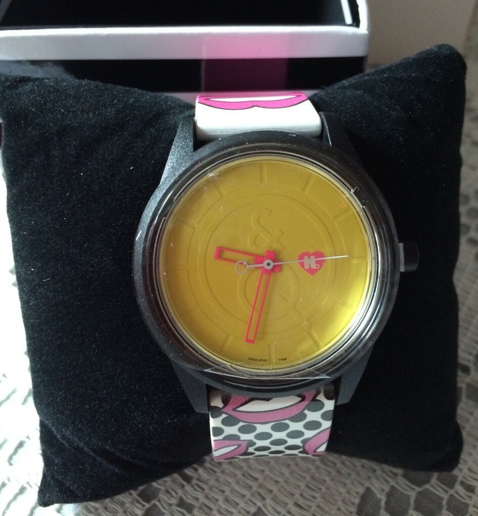 Harajuku Lovers OliveGreen Watch Harajuku lovers k1063 patch - Gem main image 2