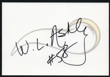 WALKER LEE ASHLEY MINNESOTA VIKINGS #58 AUTOGRAPHED CARD FLAT