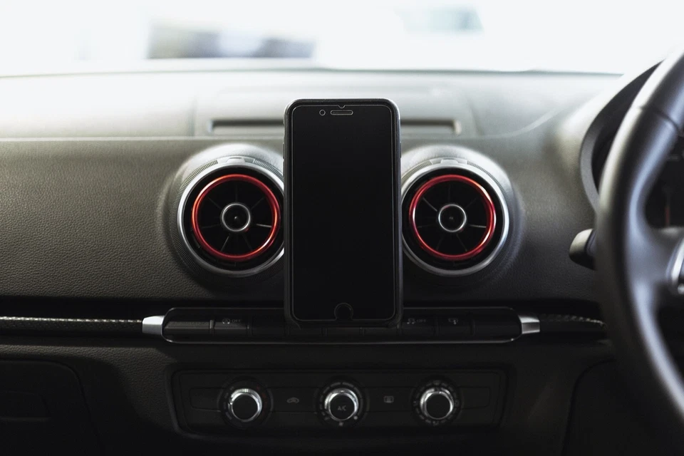 AUDI A3/S3/RS3 (8V) 2013-2020 Phone Holder/Mount OEMMOUNTS - Image 2 of 4