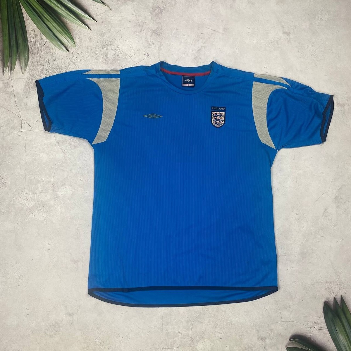 umbro england training kit shorts