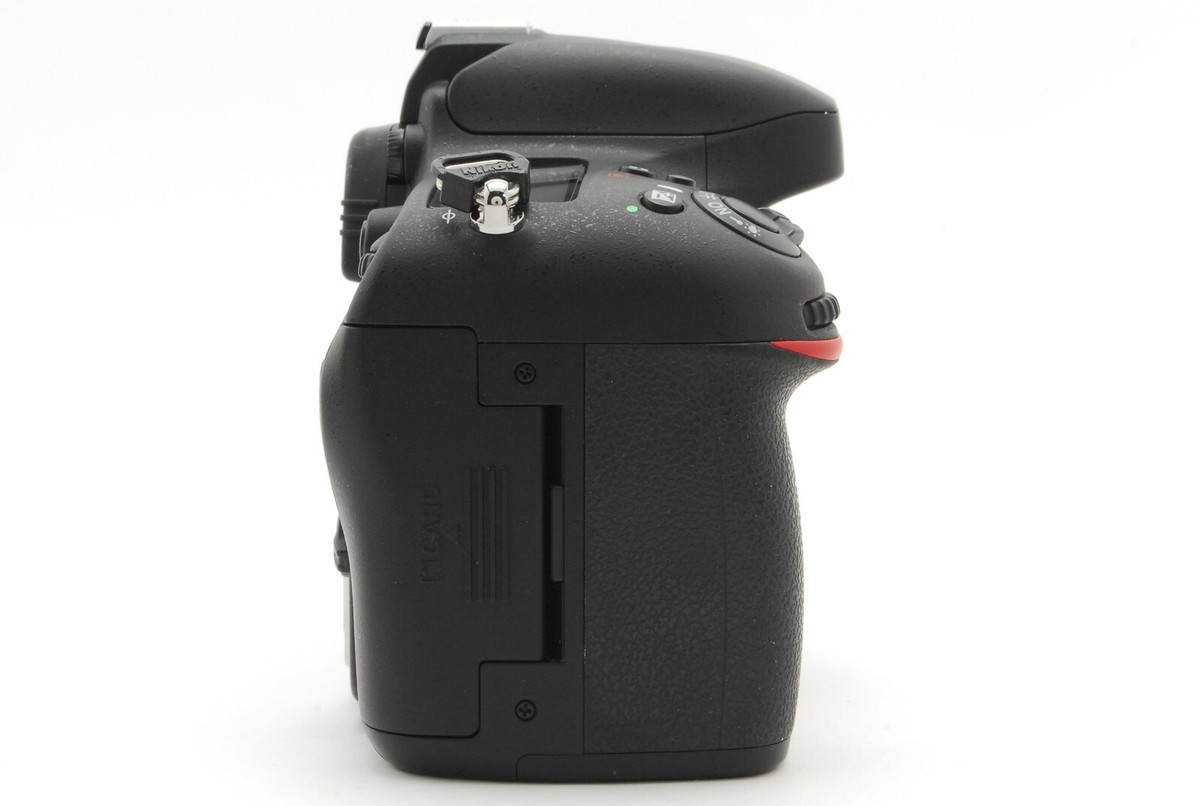 Nikon D600 ボディ Nikon D600 DSLR Camera Body {24MP}