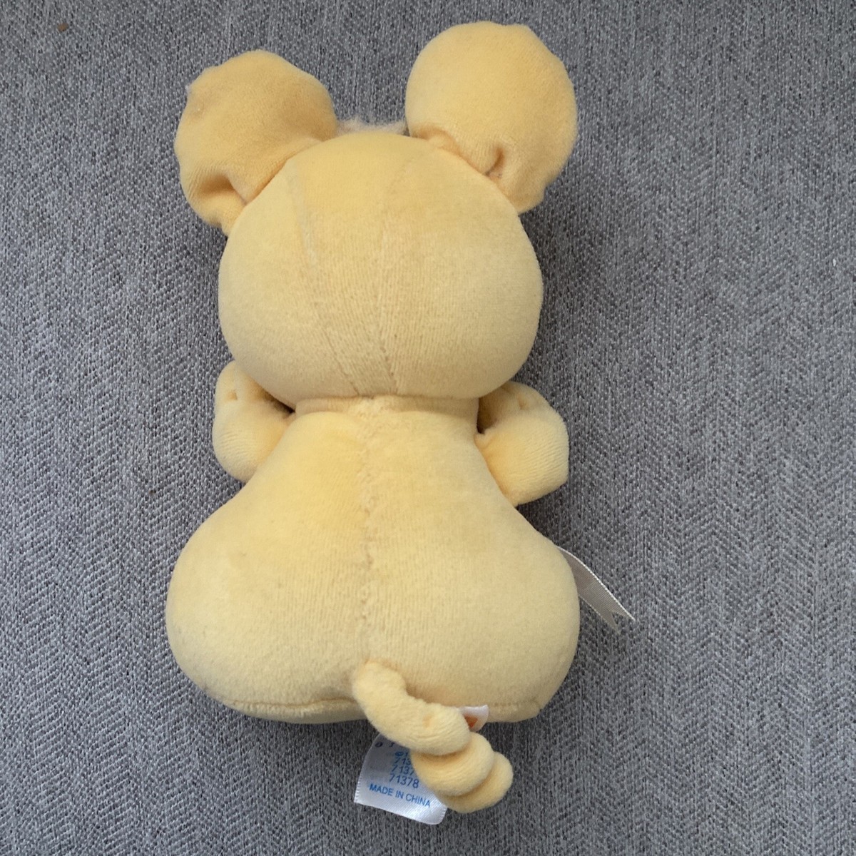 1998 MATTEL FISHER PRICE Peaceful Planet Mouse Rattle Plush Yellow