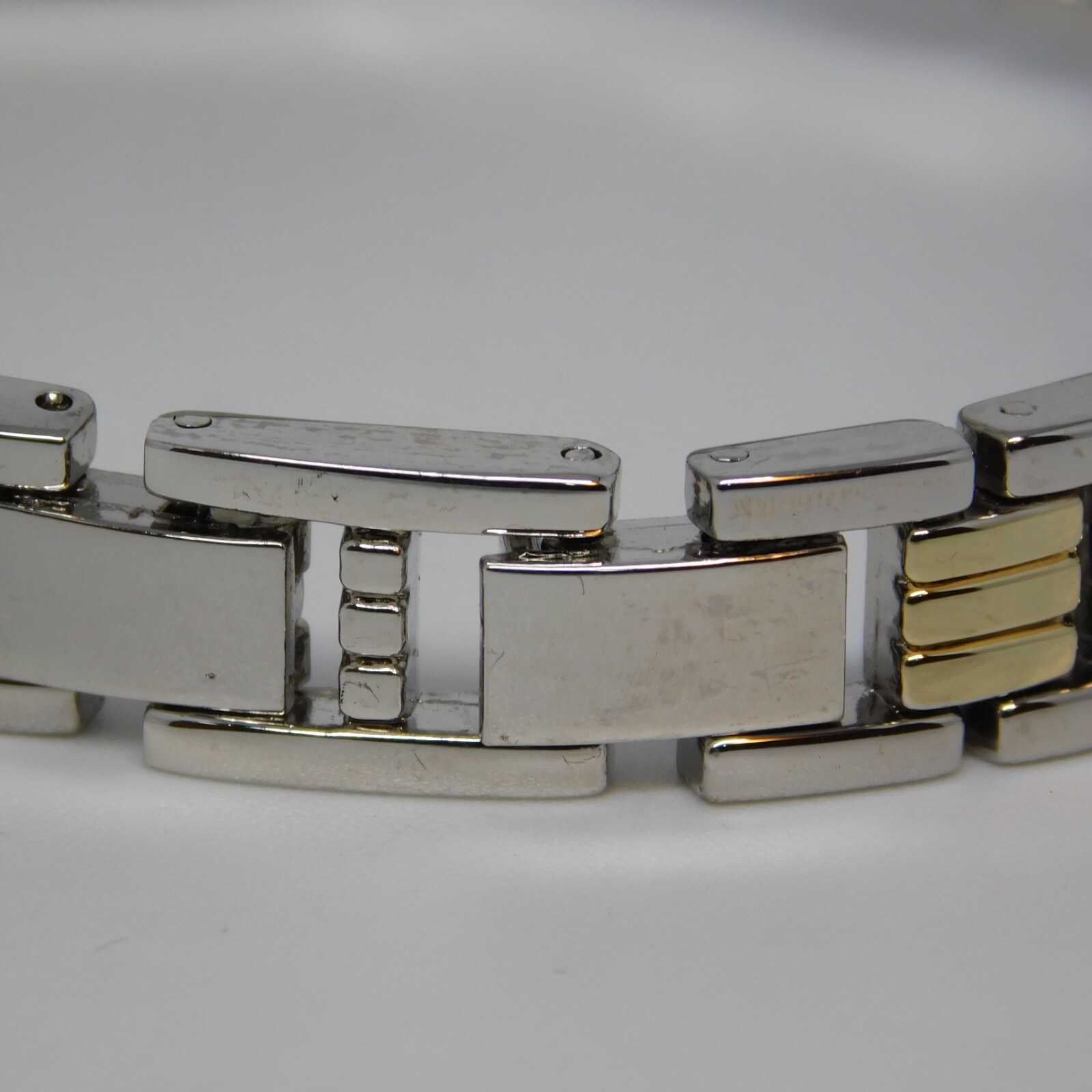 ACCUTIME WATCH CORP. Mother-of-Pearl Quartz Women's Watch Sz. 7 3/4" New Battery