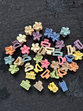Multicolour Flower Mini Hair Claw Clips, Plastic, 3cm, For All Hair Types.
