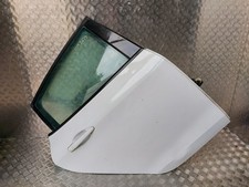 Porte arrière et accessoires Peugeot 208