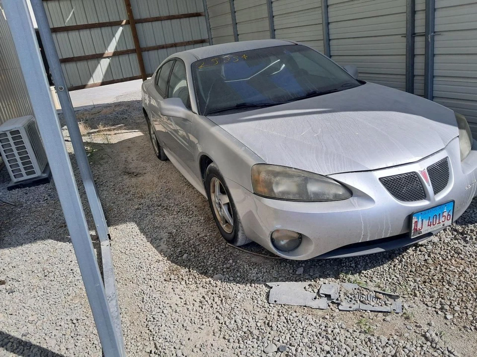 2004 Pontiac Grand Prix Left Front Door Trim Panel Gray OEM Used 431176 Foto 2 de 4