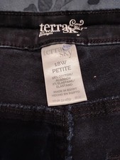 Terra  Sky Jeans Womens 18W petite Black Straight Denim