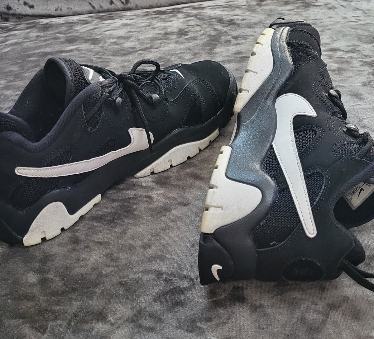 Nike Air Barrage Low UK